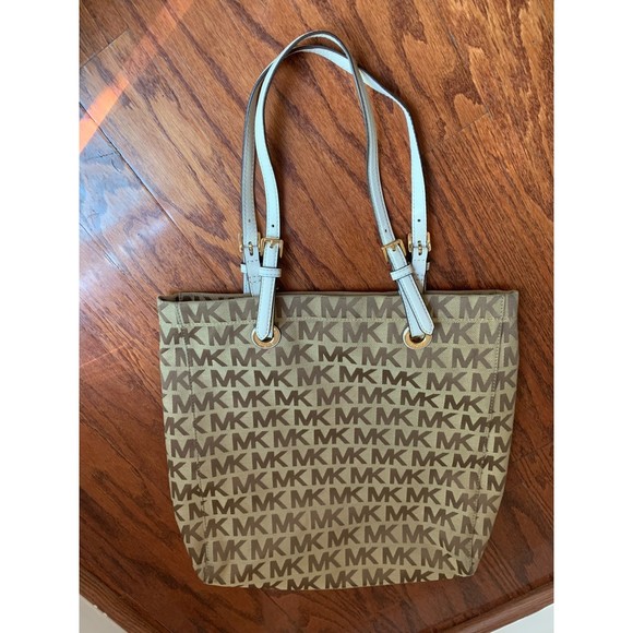 Michael Kors Beige /Brown Signature Canvas Large Jet Set Tote - Picture 1 of 3
